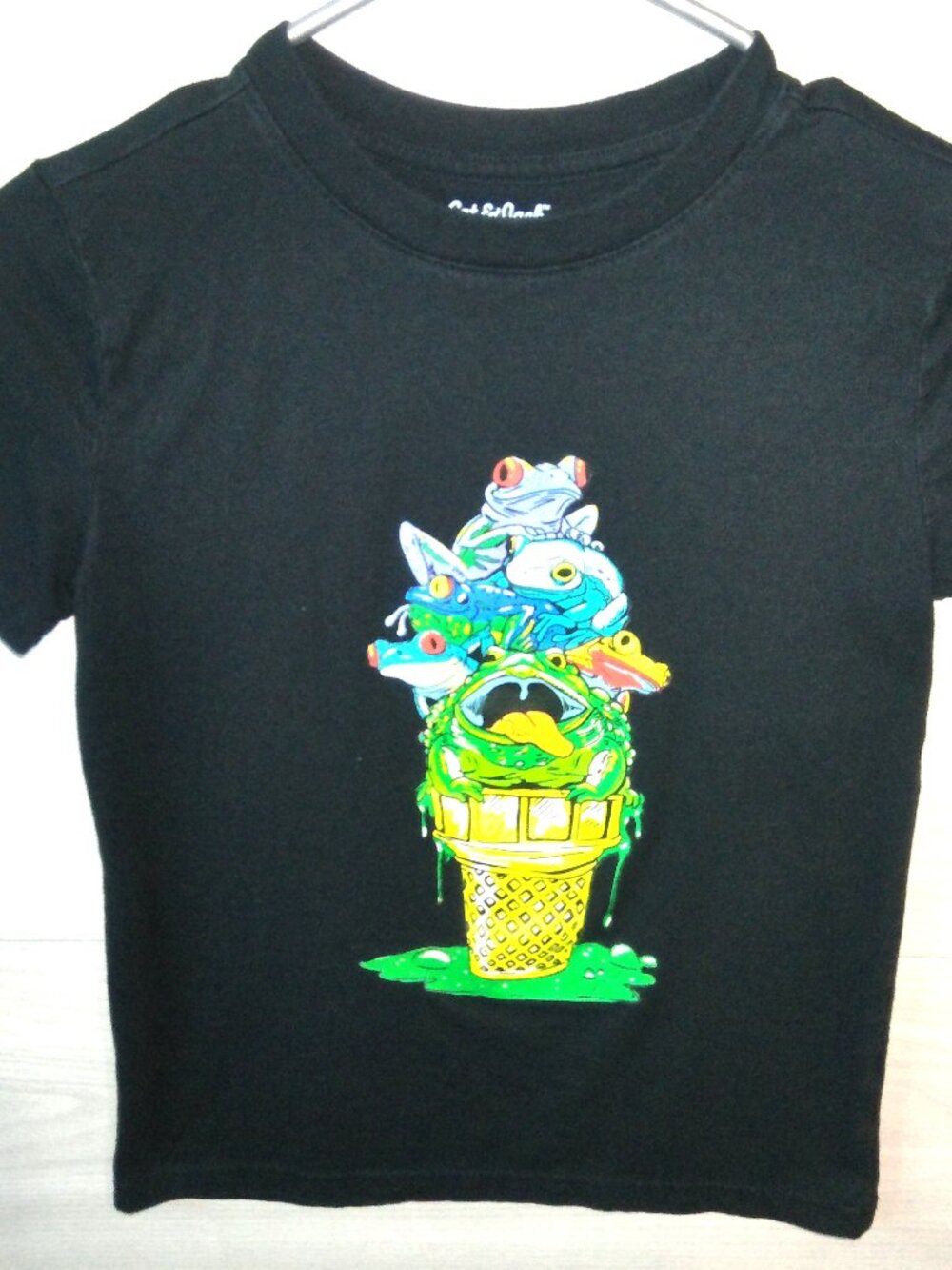 Frogs, Toads, Ice Cream Cone Cat & Jack Tee Shirt Boy's Size M (10-12) Black